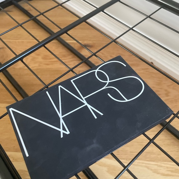 COPY - nars face palette - Picture 1 of 2